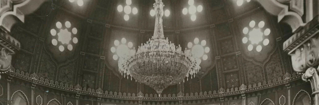 The History and Birth of Crystal Chandeliers