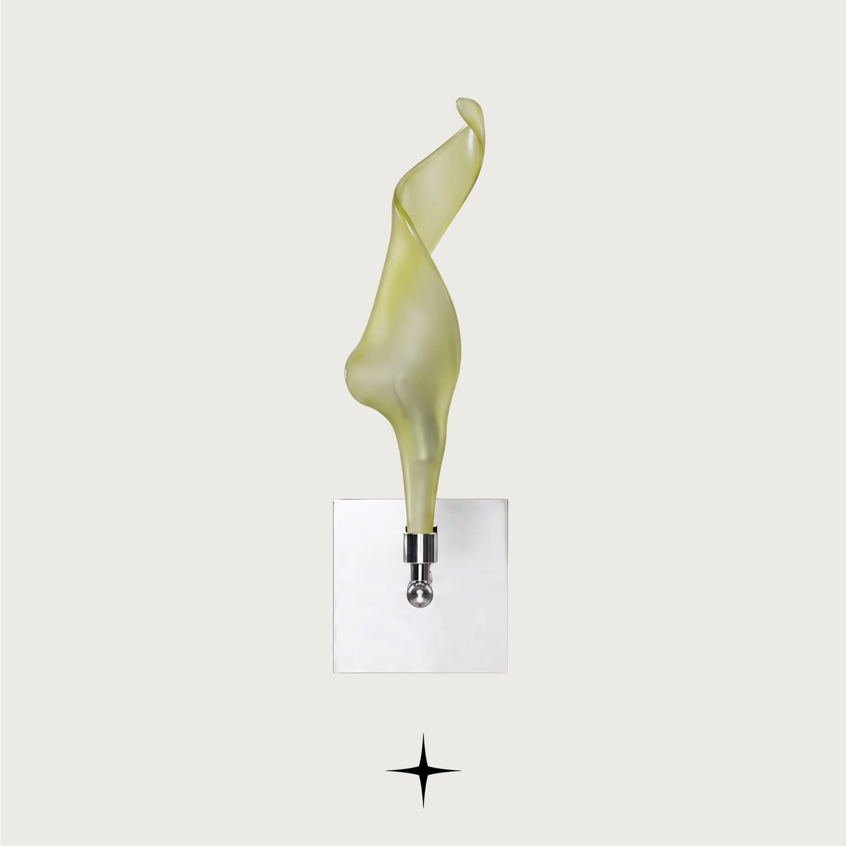 Victoria luxury wall sconce featuring a majestic artistic design and exquisite craftsmanship.
